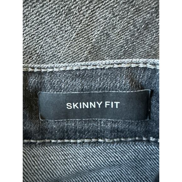 Judy Blue Jeans Skinny Fit Raw Hem Black Gray Wash Stonewash JB88165 Size 11/30 - Picture 9 of 11